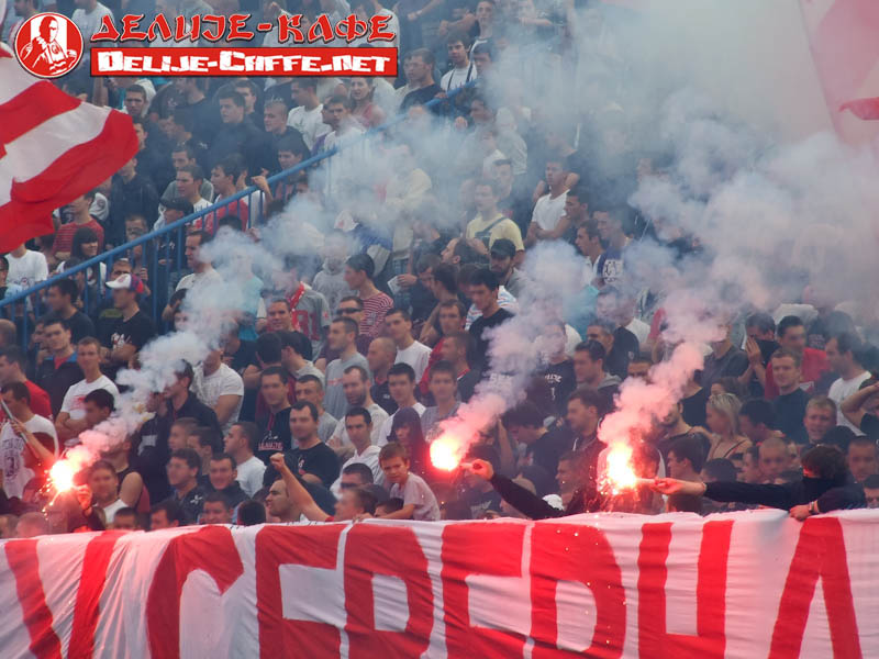 gal/2010-2011/bsk borca_CZ/delije07.jpg